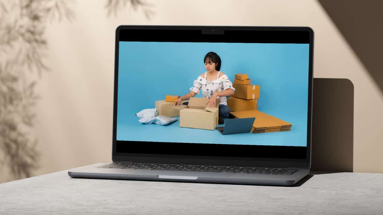 How to start an eCommerce website in 2024?